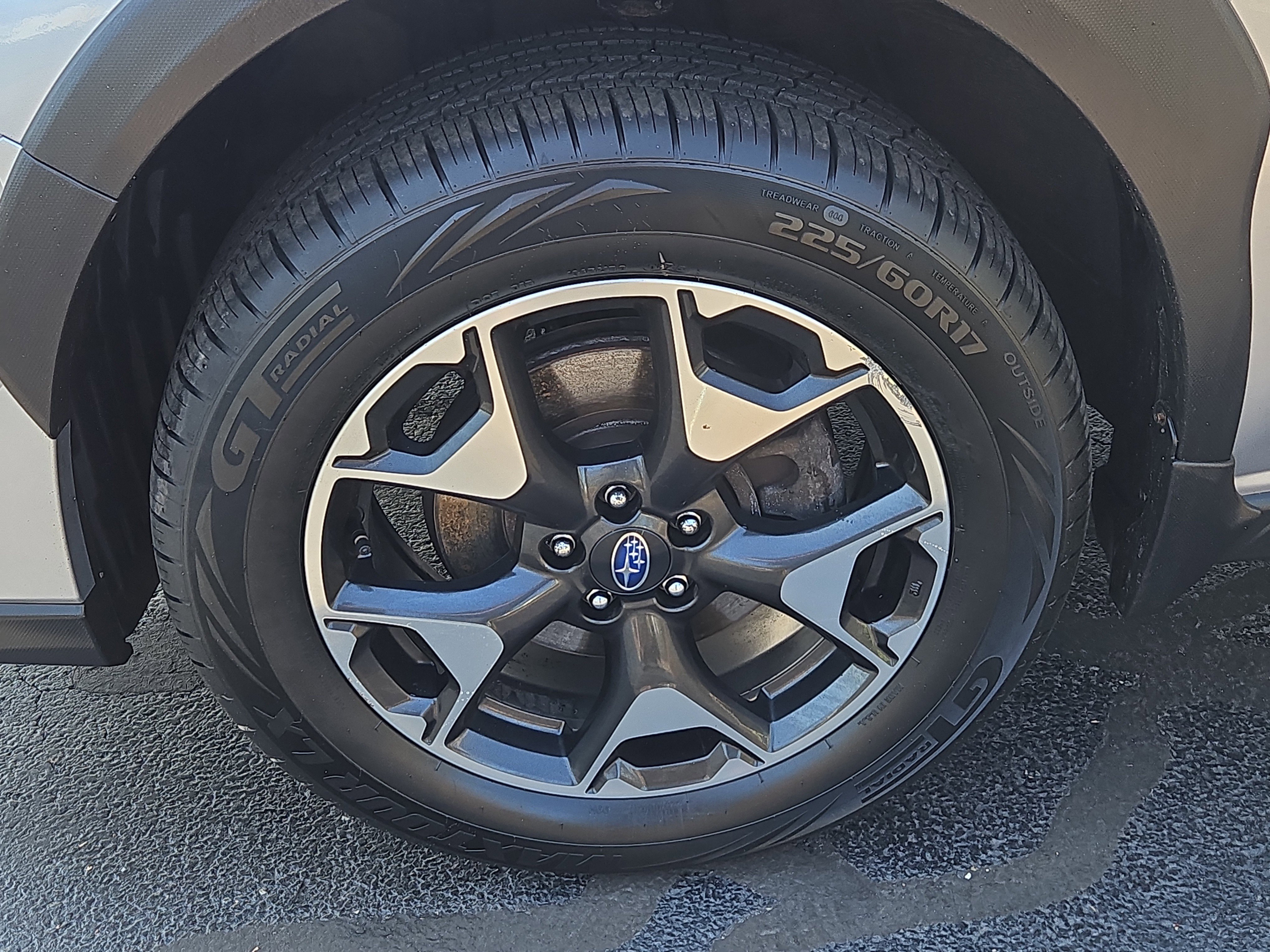 Used 2020 Subaru Crosstrek 2.0i Premium AWD/4WD image 4