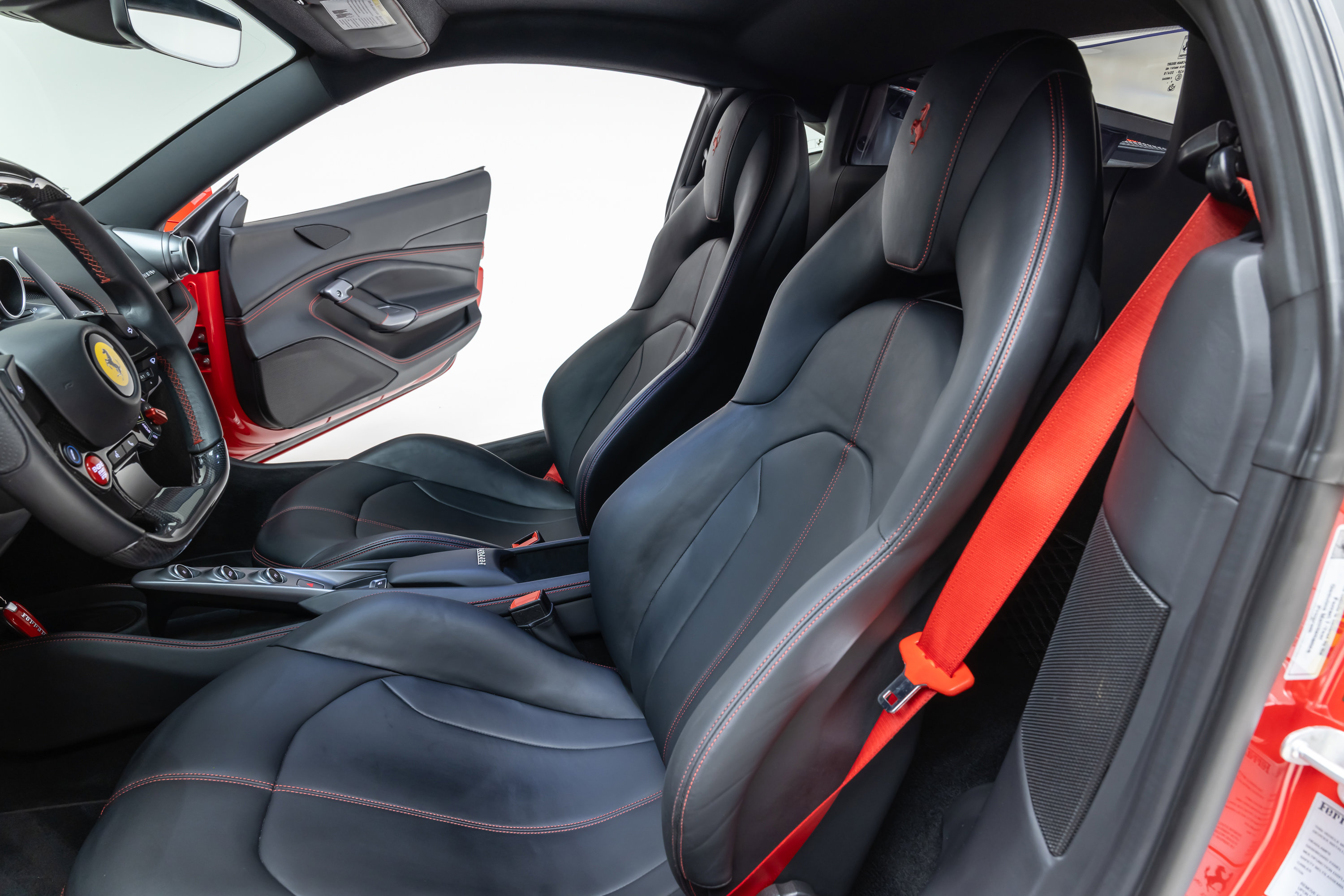 Certified 2020 Ferrari F8 Tributo image 23