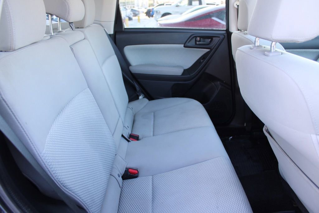 Used 2017 Subaru Forester 2.5i Premium image 21