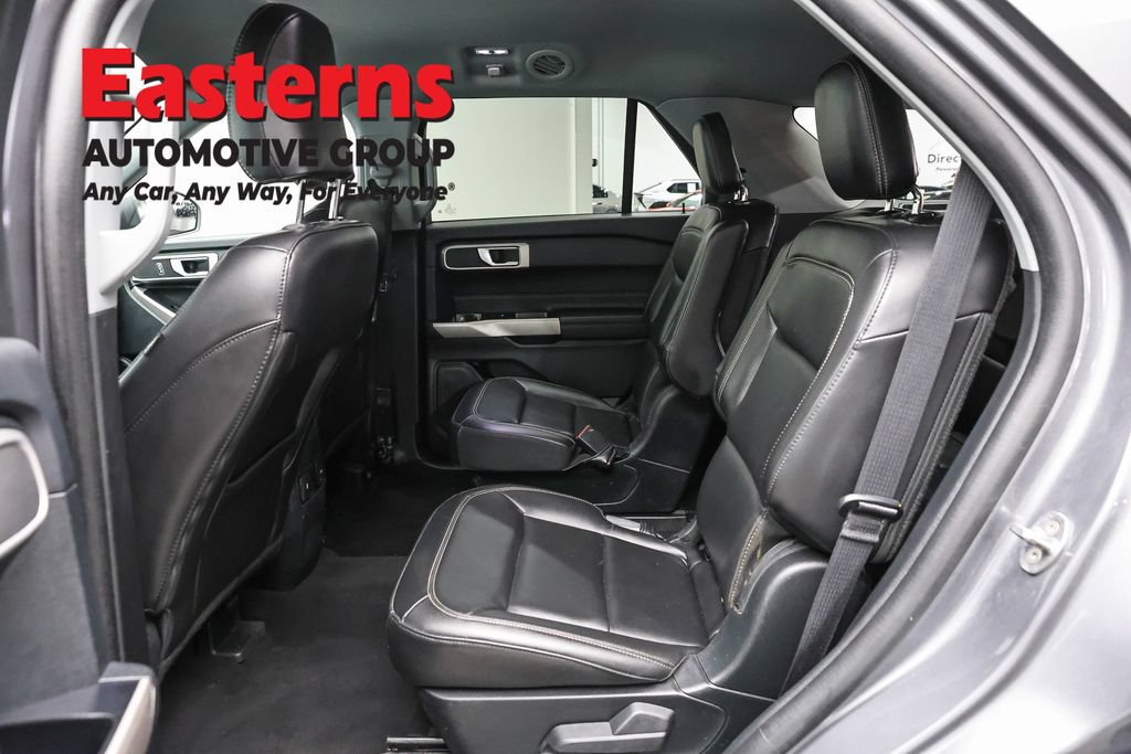 Used 2023 Ford Explorer XLT w/ Equipment Group 202A AWD/4WD image 21