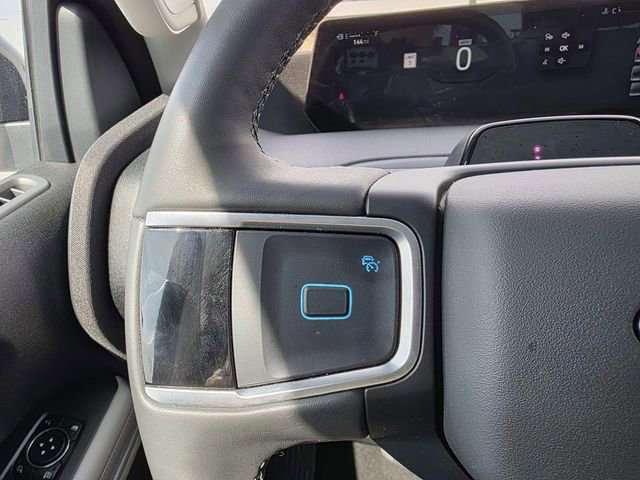 Used 2025 Ford Expedition Active image 13