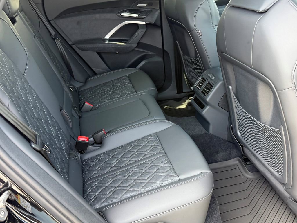 New 2026 Audi SQ5 Premium Plus image 14
