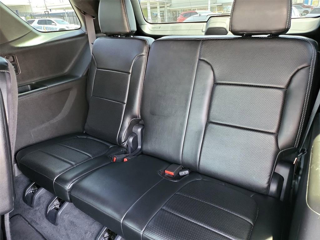 Certified 2023 Chevrolet Traverse LT image 40