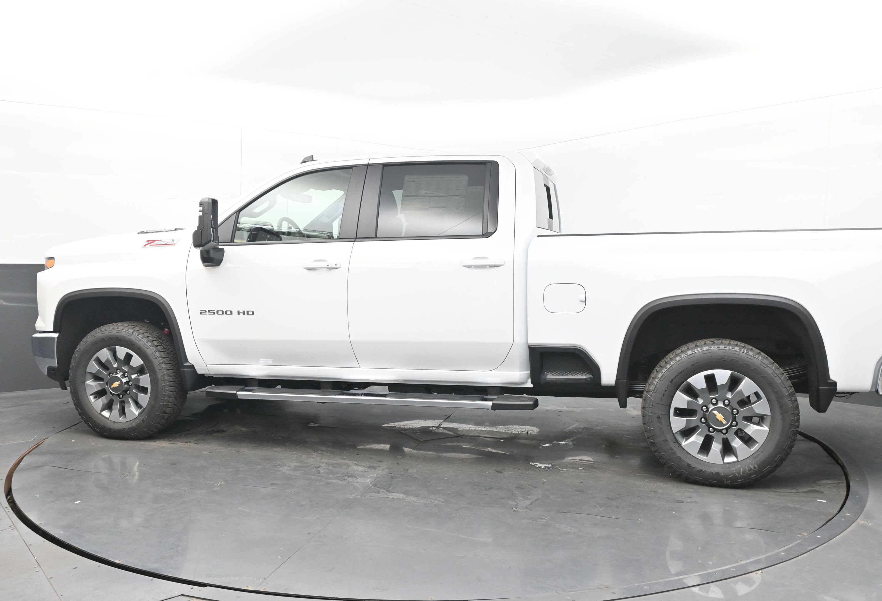 New 2026 Chevrolet Silverado 2500 LT image 7