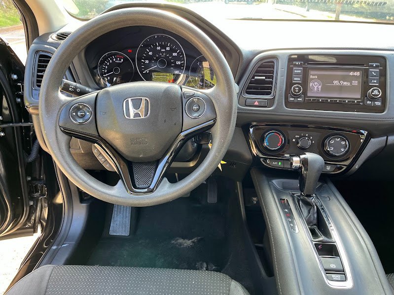 Used 2019 Honda HR-V LX image 19