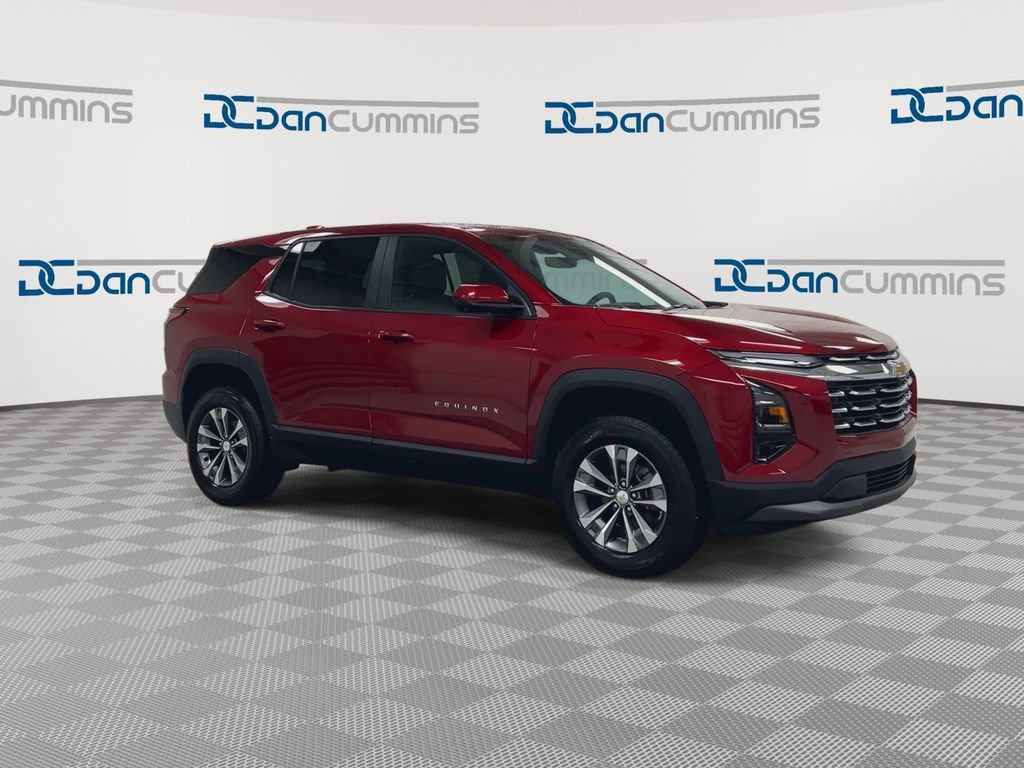 New 2026 Chevrolet Equinox LT w/ Safety and Technology Package image 2