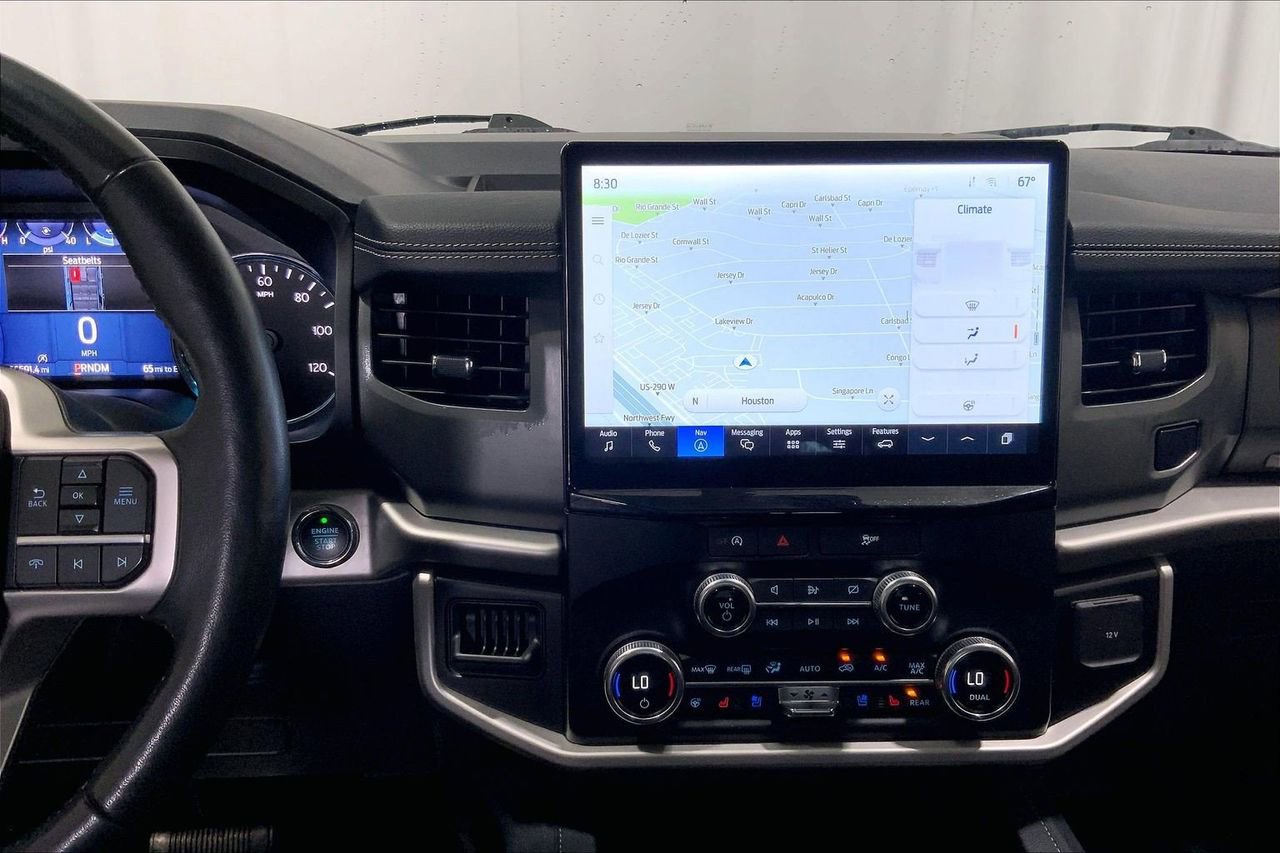 Certified 2024 Ford Expedition XLT RWD image 5