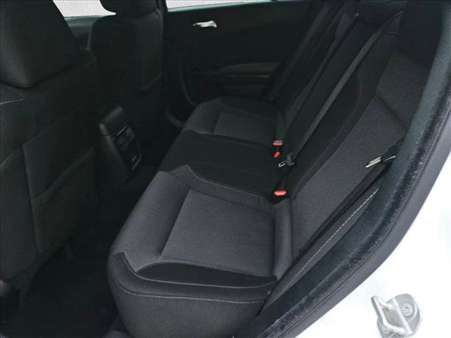 Used 2020 Dodge Charger SXT w/ Blacktop Package RWD image 10