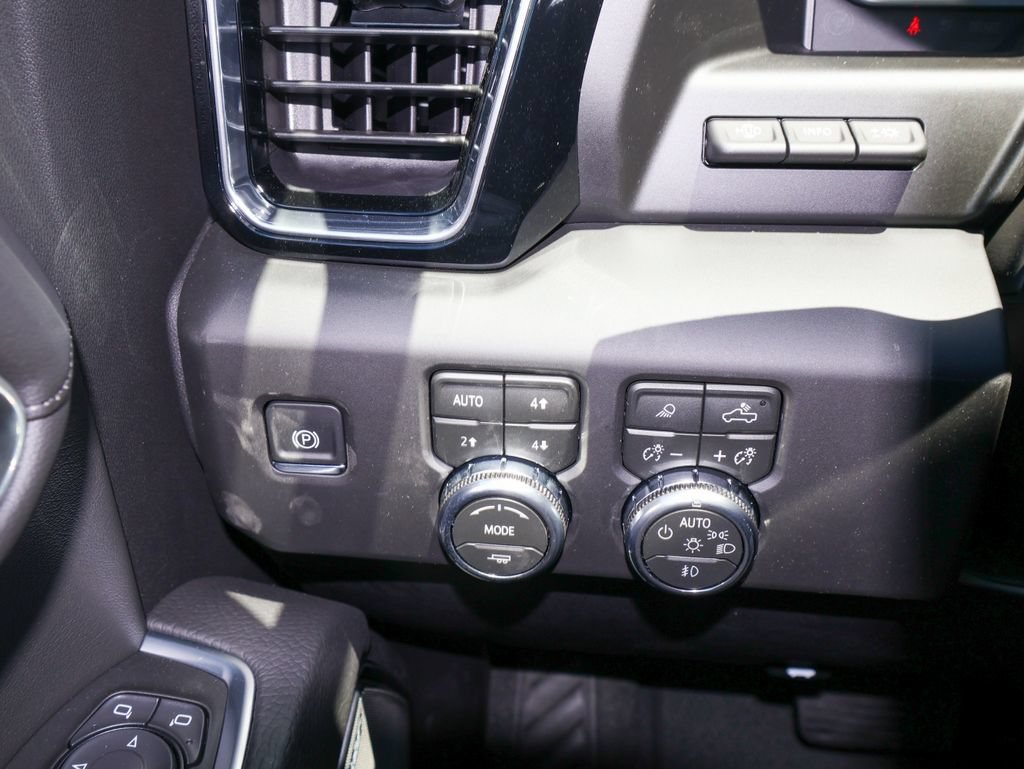New 2026 GMC Sierra 1500 Denali AWD/4WD image 27