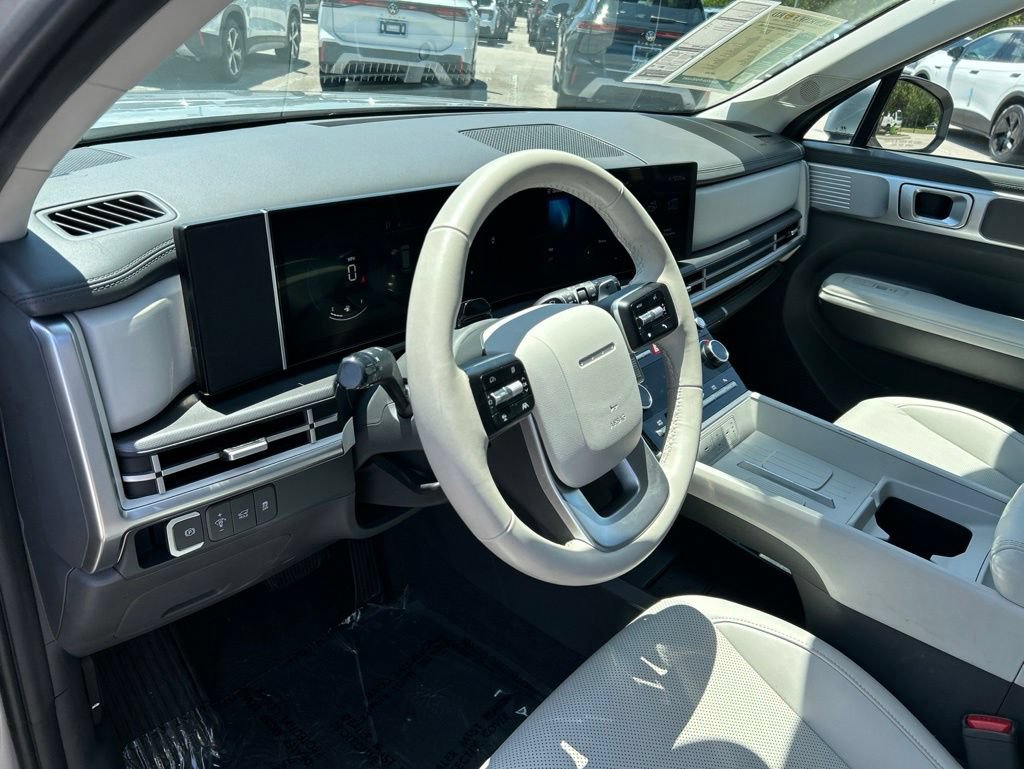 Used 2026 Hyundai Santa Fe SEL FWD image 18