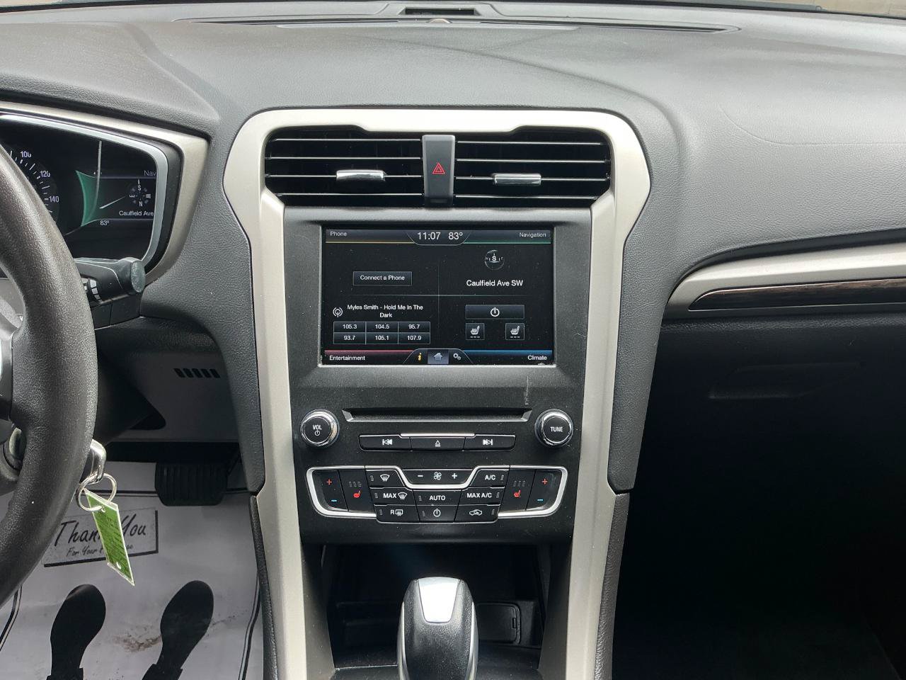 Used 2016 Ford Fusion SE w/ Equipment Group 202A FWD image 20