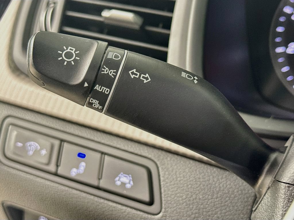 Used 2019 Hyundai Sonata Limited FWD image 13