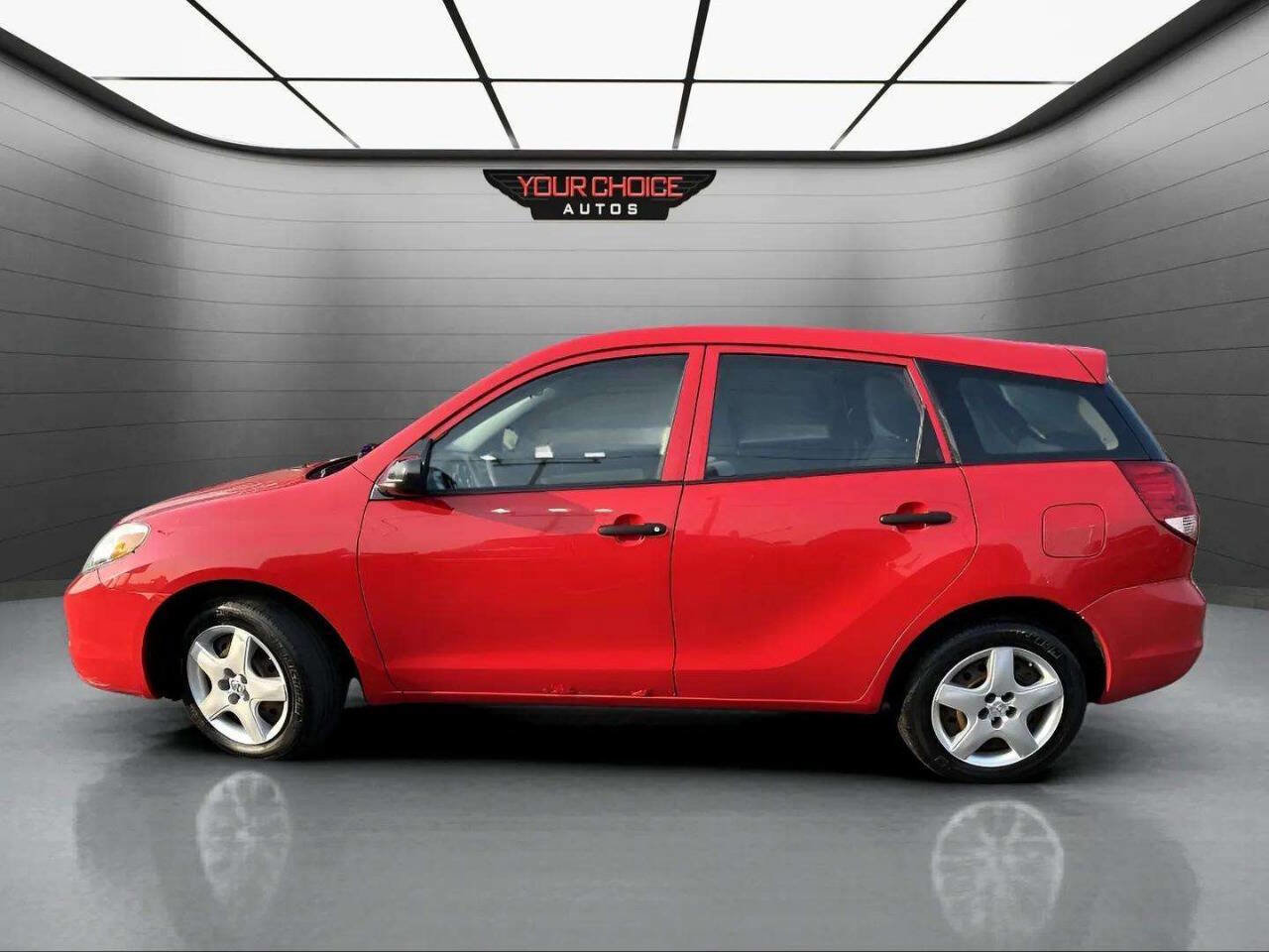 Used 2004 Toyota Matrix image 2