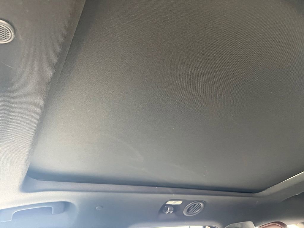 Used 2023 Ford Explorer Platinum w/ Technology Package image 15