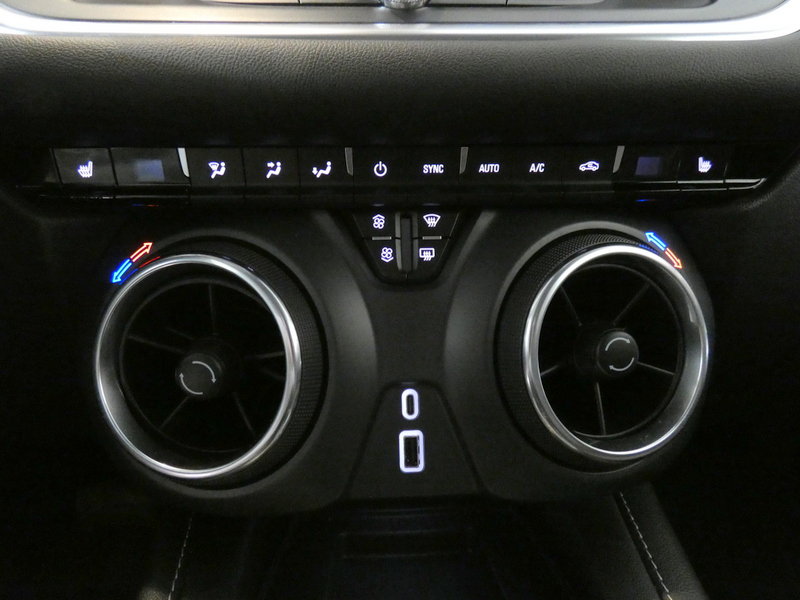 Used 2024 Chevrolet Blazer LT w/ Convenience Package FWD image 14
