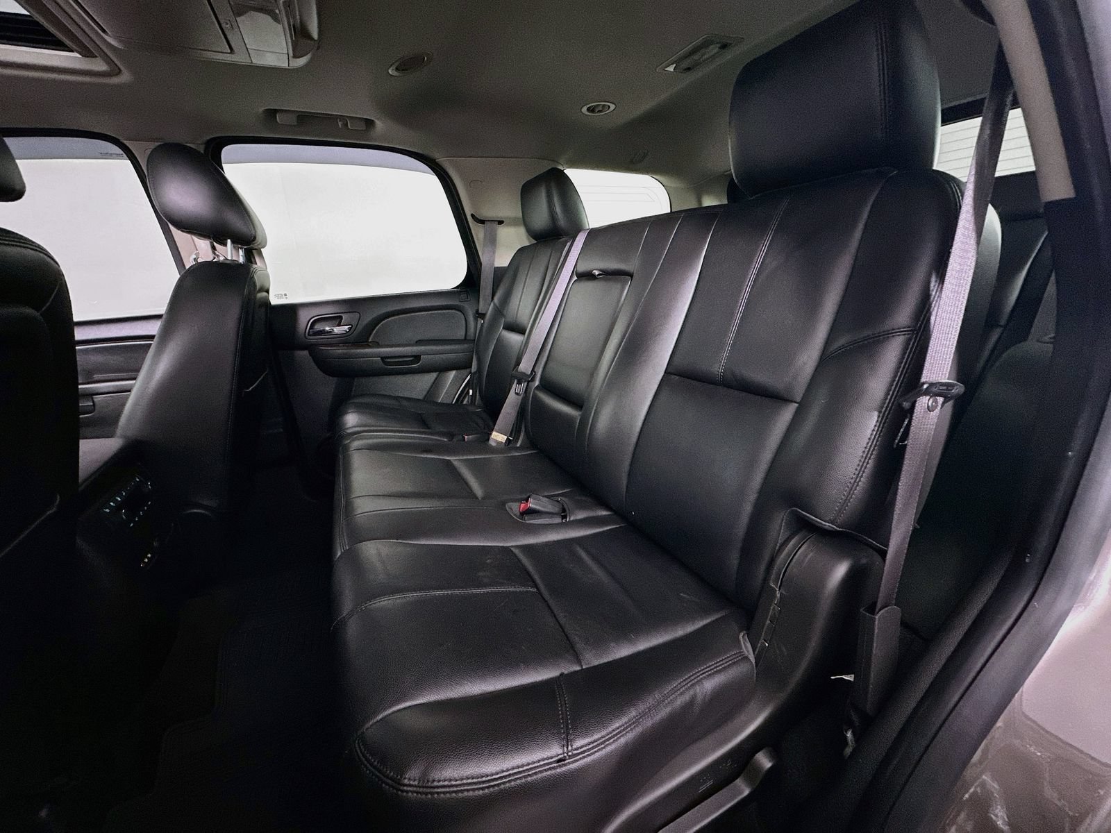 Used 2013 Chevrolet Tahoe LT w/ Luxury Package AWD/4WD image 26