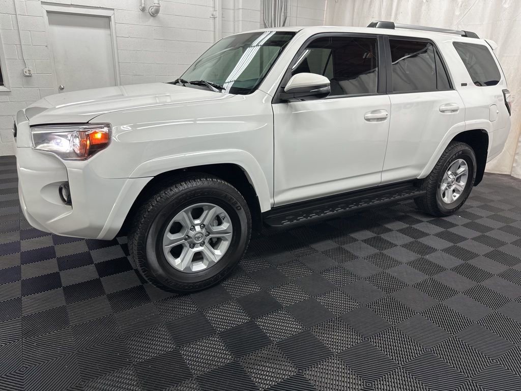 Used 2021 Toyota 4Runner SR5 Premium w/ Moonroof Package image 5