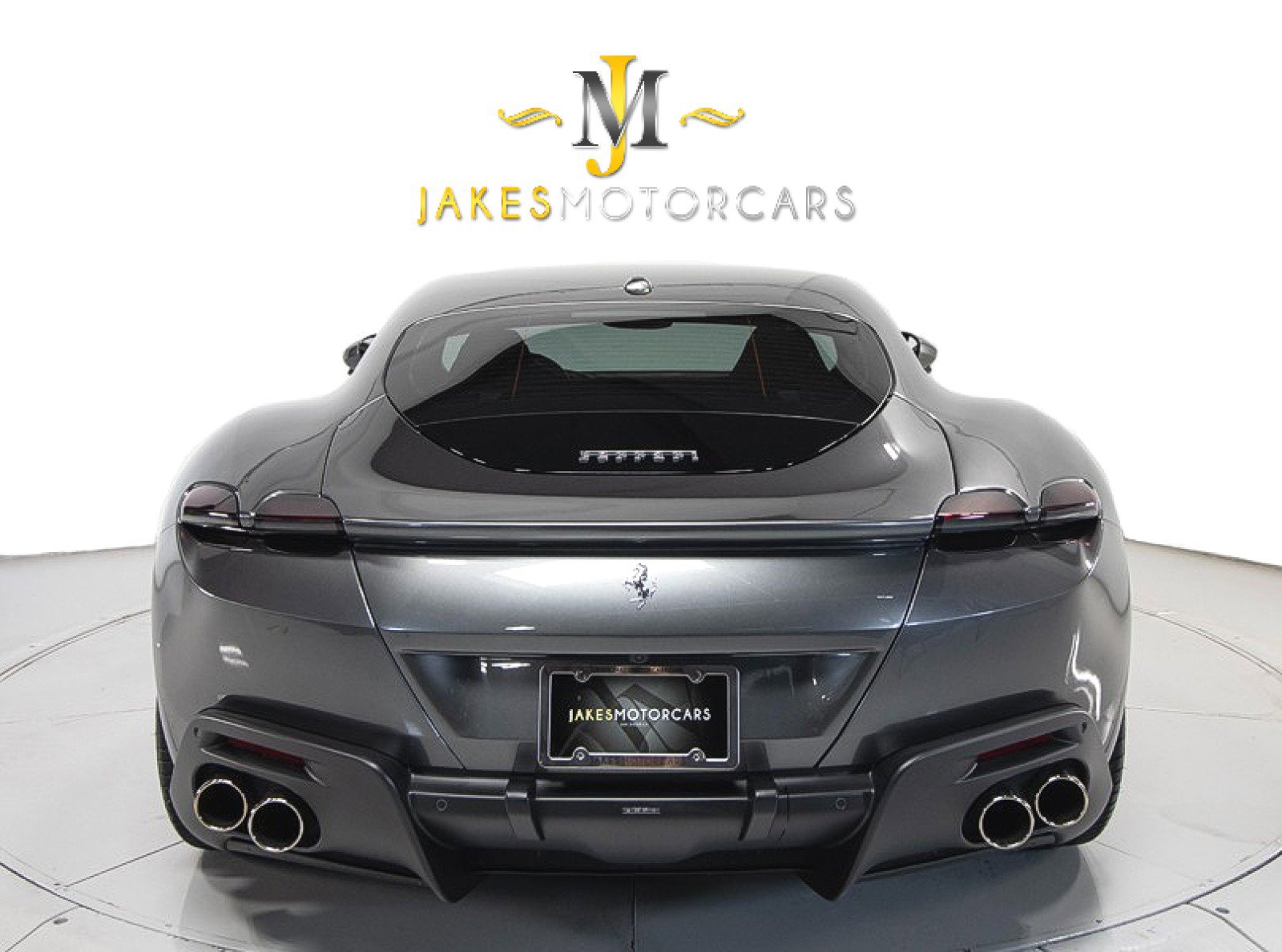 Used 2021 Ferrari Roma RWD image 9
