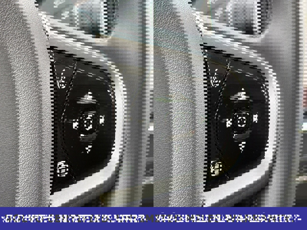 Certified 2025 Volvo XC90 B6 Plus image 25