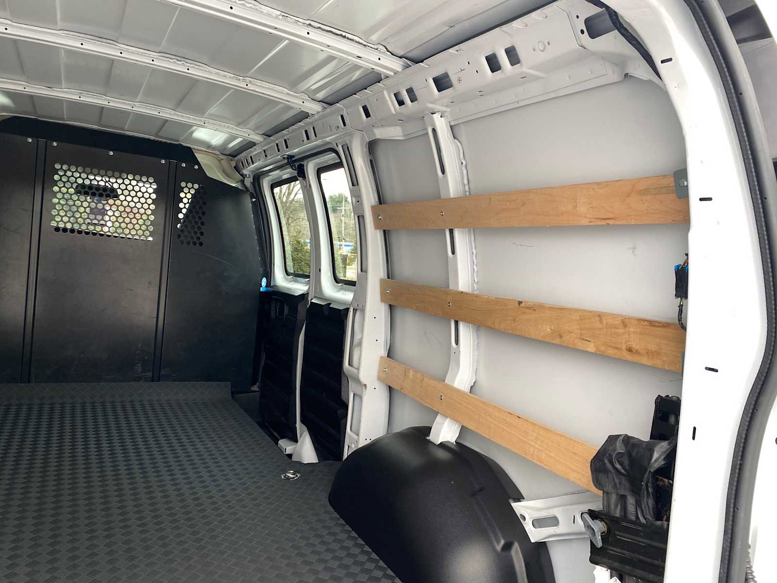 Used 2024 Chevrolet Express 2500 w/ Driver Convenience Package image 31