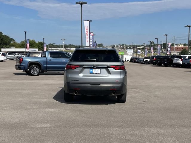 Used 2023 Chevrolet Traverse RS w/ LPO, Floor Liner Package FWD image 4