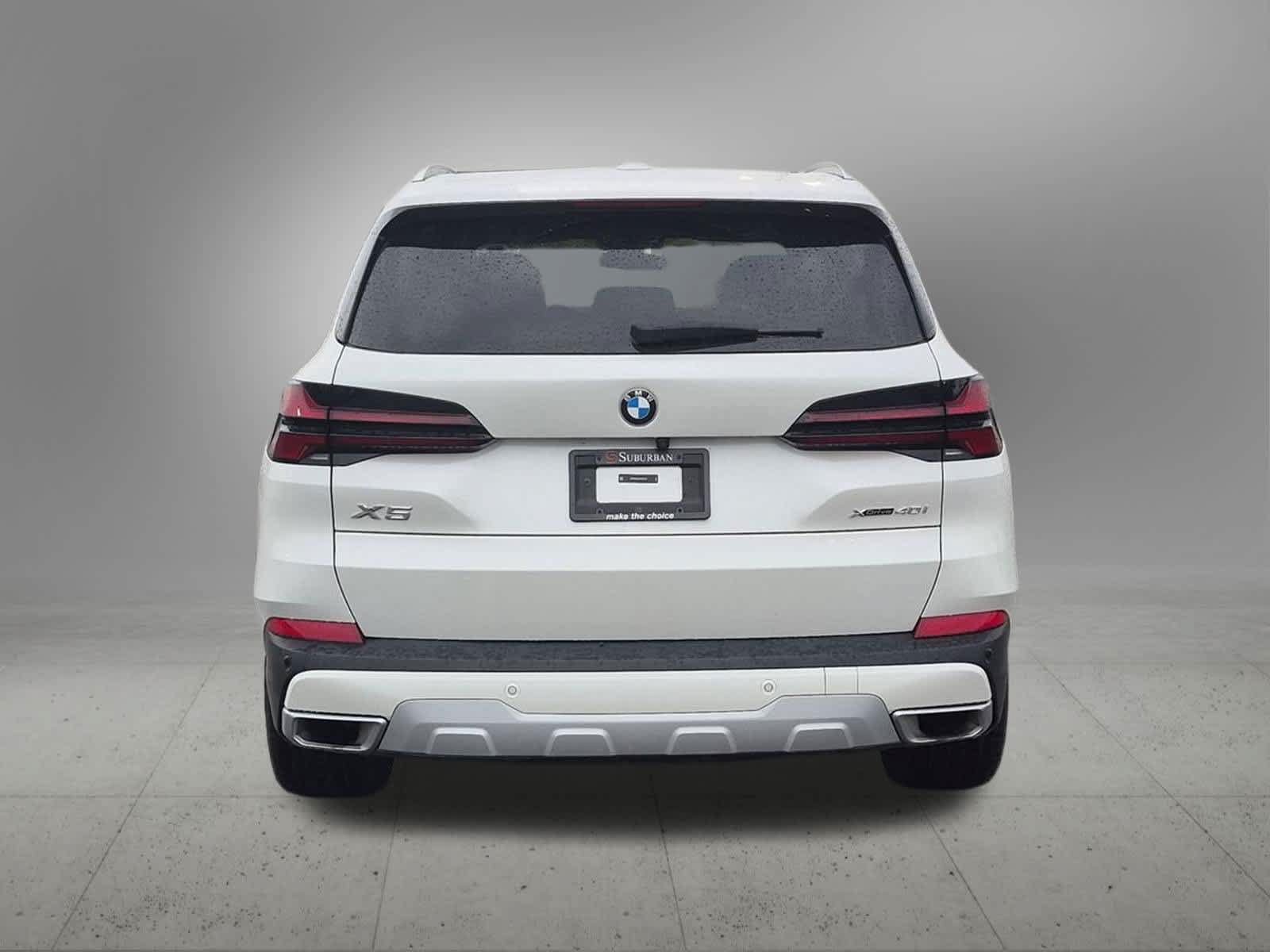 Used 2024 BMW X5 xDrive40i w/ Parking Assistance Package AWD/4WD image 5