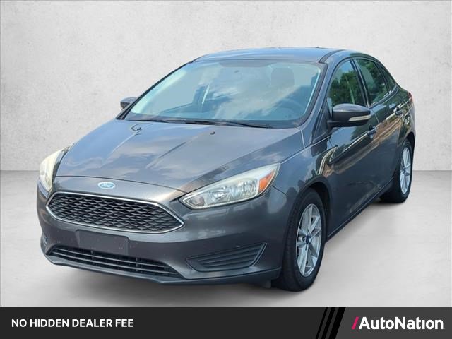Used 2017 Ford Focus SE FWD image 1