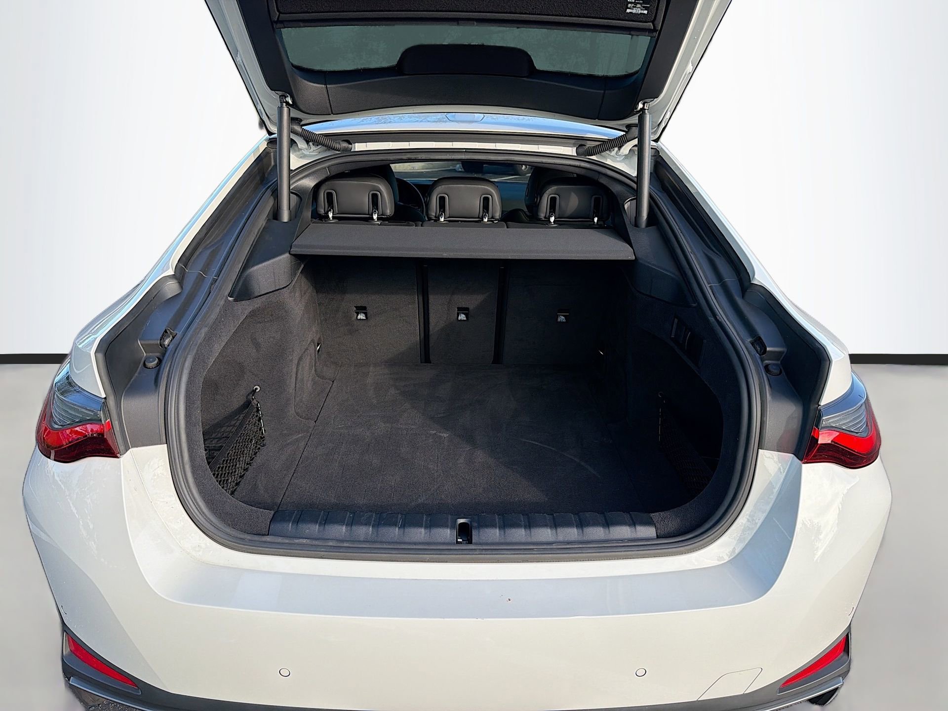 Certified 2023 BMW i4 eDrive35 image 12