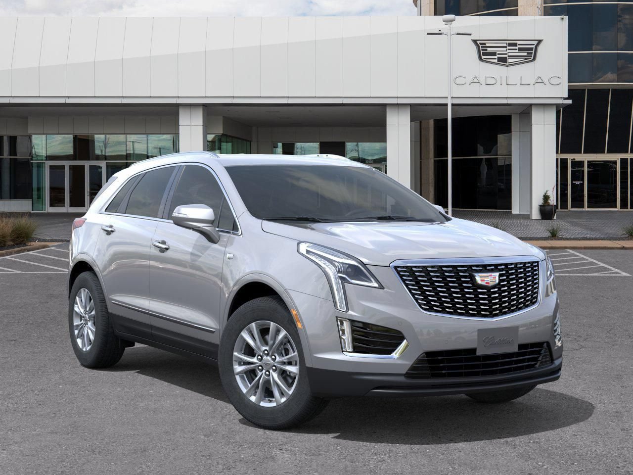 New 2026 Cadillac XT5 Luxury w/ LPO, Floor Liner Package FWD image 7