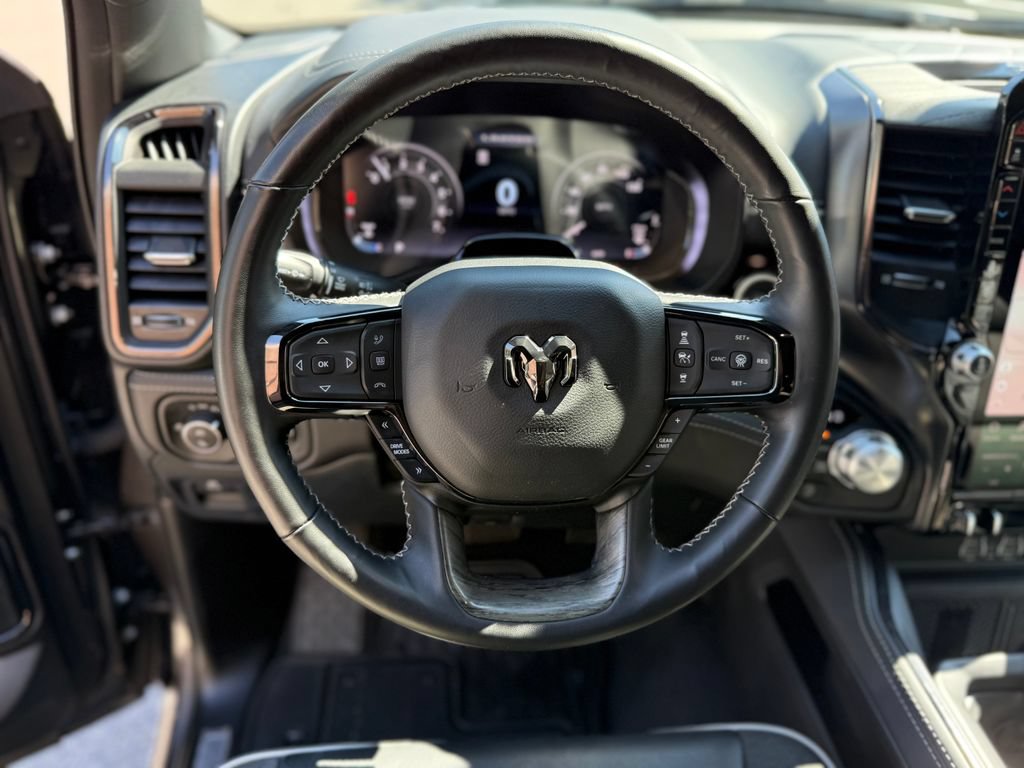 Used 2025 RAM 1500 Limited AWD/4WD image 6