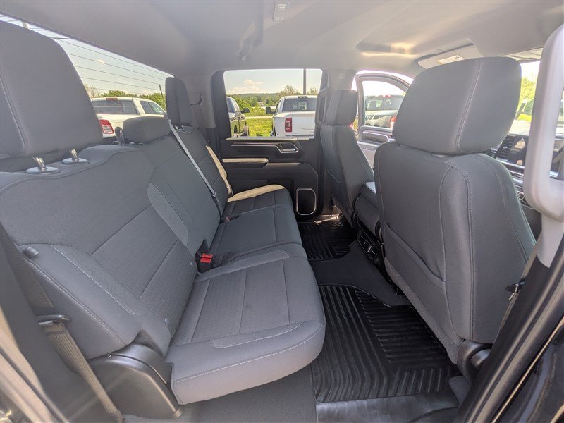Used 2025 Chevrolet Silverado 2500 LT w/ Convenience Package AWD/4WD image 20