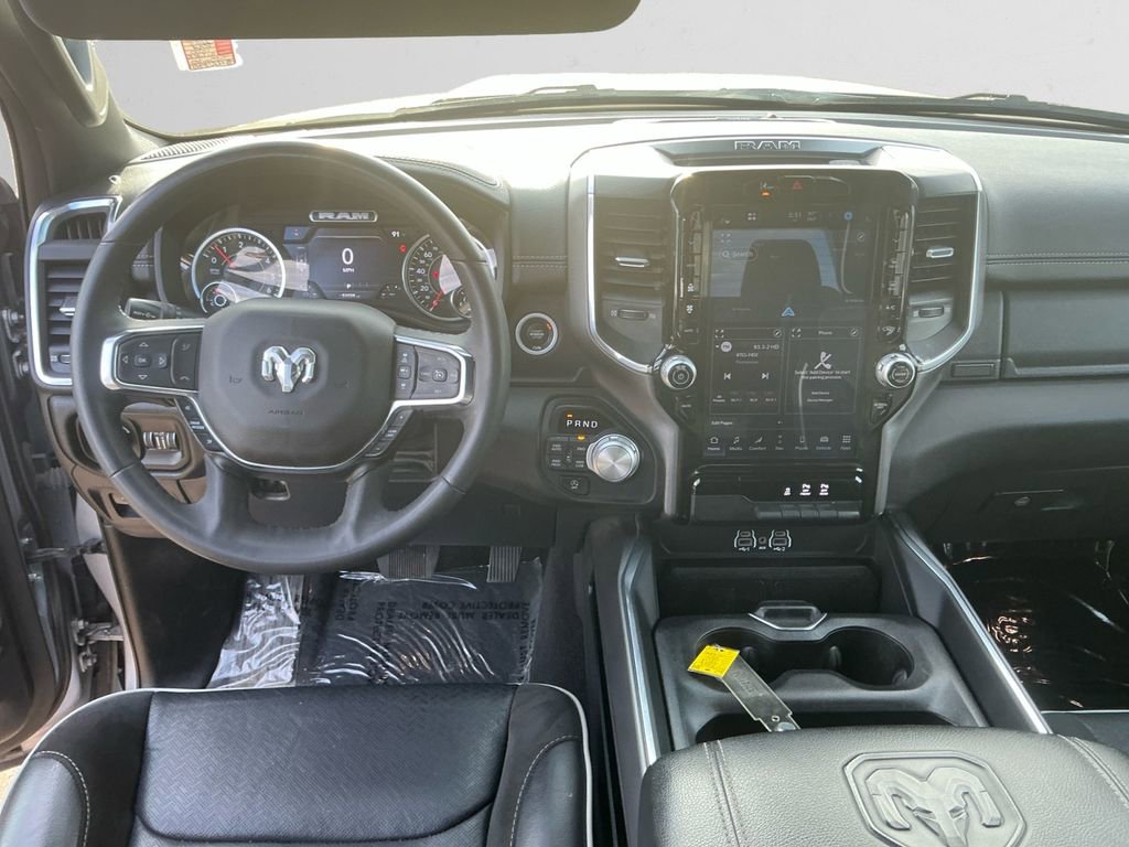 Used 2025 RAM 1500 Laramie AWD/4WD image 10