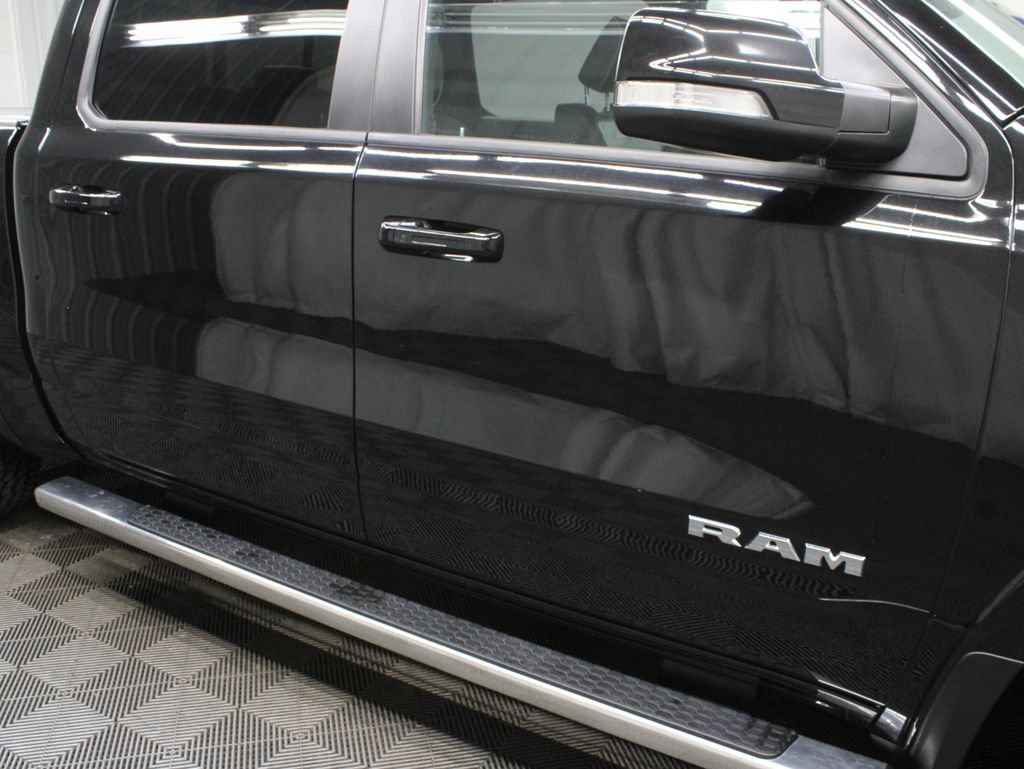 Used 2019 RAM 1500 Laramie AWD/4WD image 36