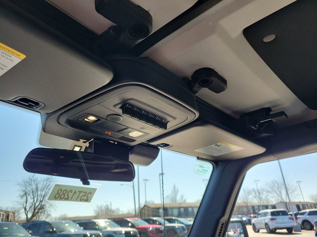 New 2025 Ford Bronco Heritage Edition image 30