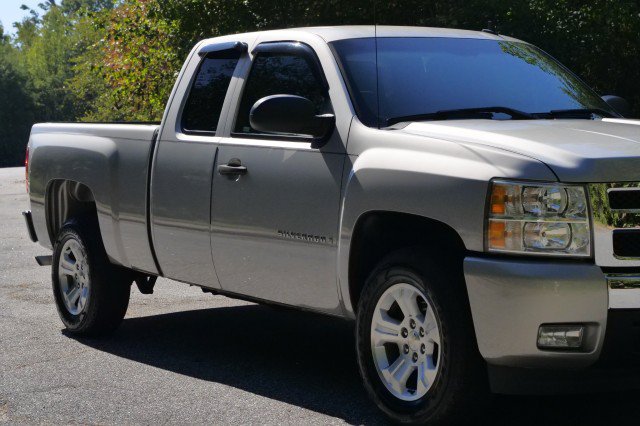 Used 2007 Chevrolet Silverado 1500 LT w/ 1LT Convenience Package RWD image 42