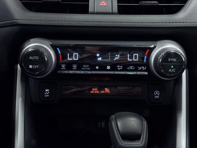 Used 2024 Toyota RAV4 XLE AWD/4WD image 35