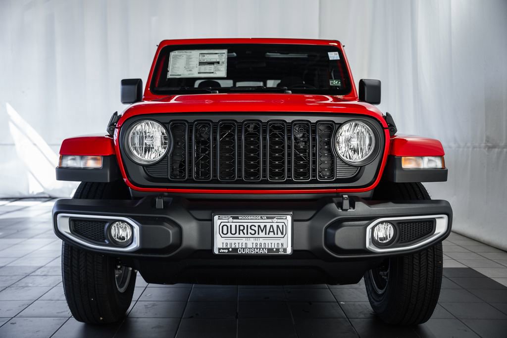 New 2025 Jeep Gladiator Sport image 2