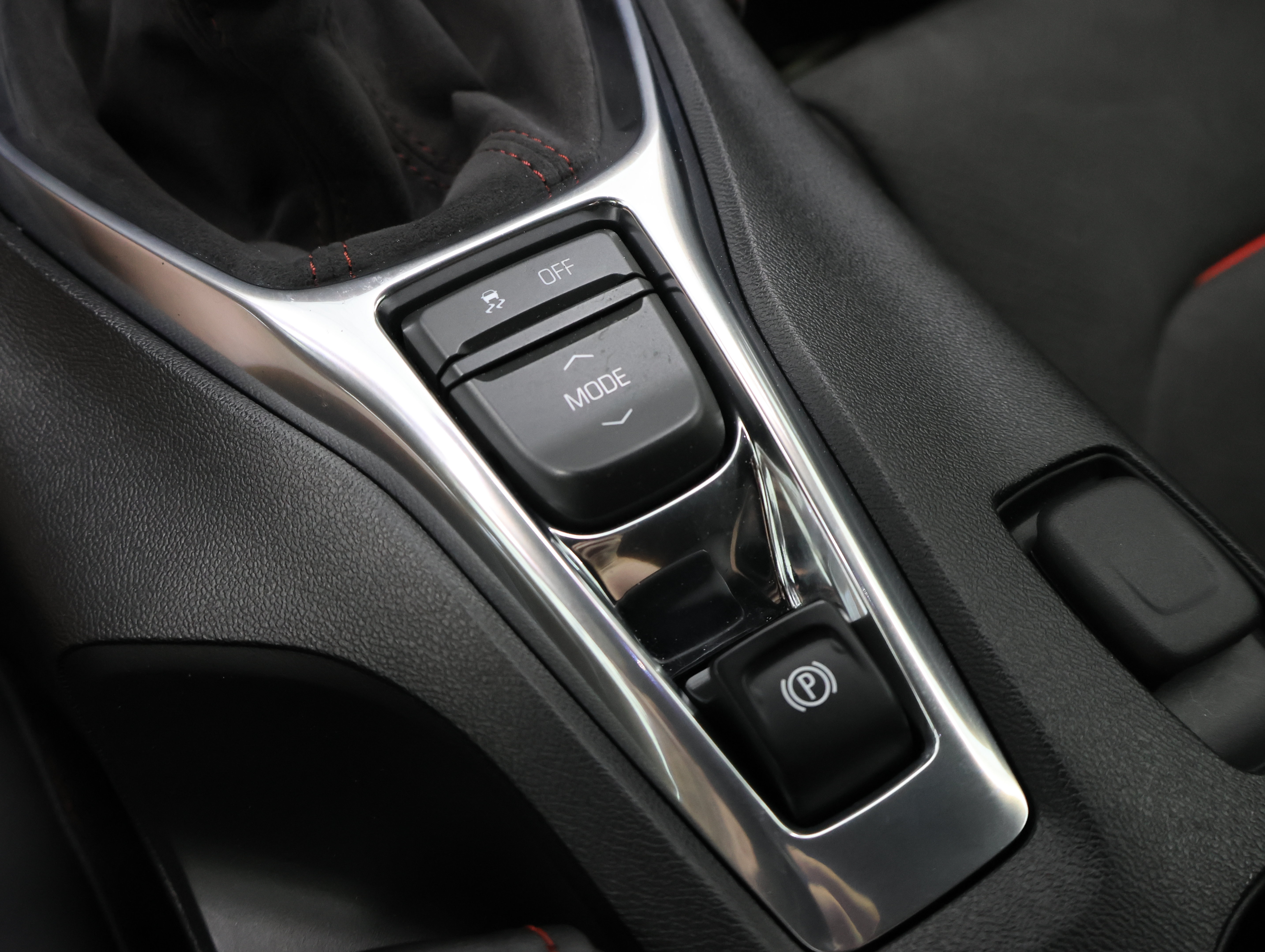 Used 2017 Chevrolet Camaro ZL1 RWD image 35