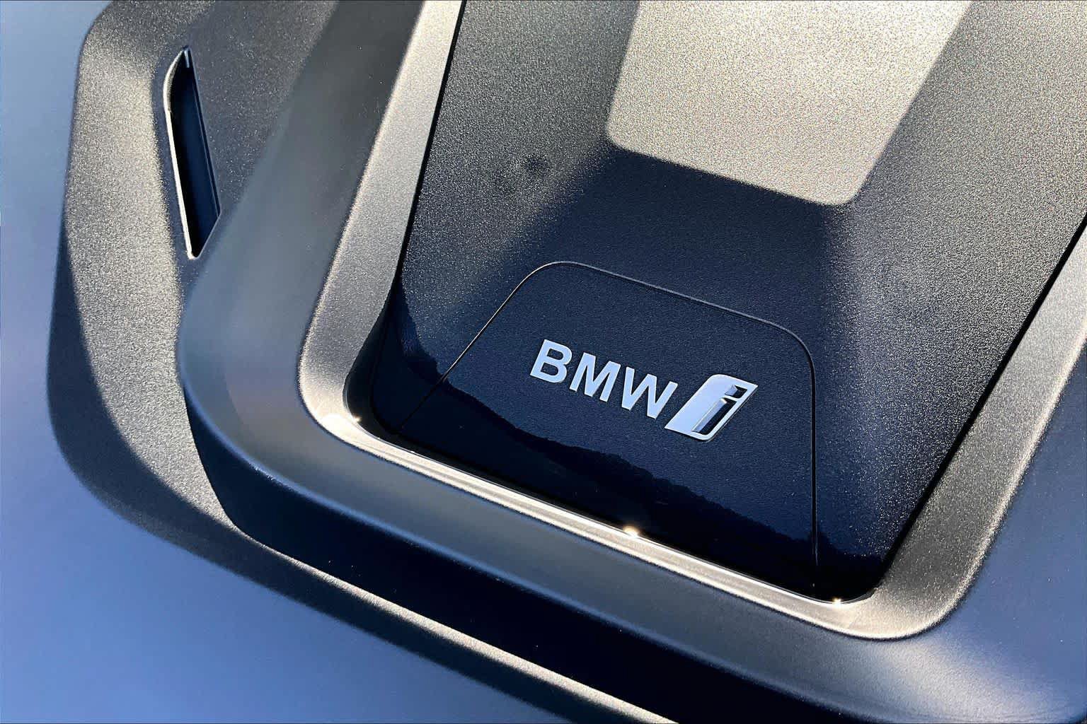 Used 2023 BMW i4 eDrive40 w/ M Sport Package RWD image 32