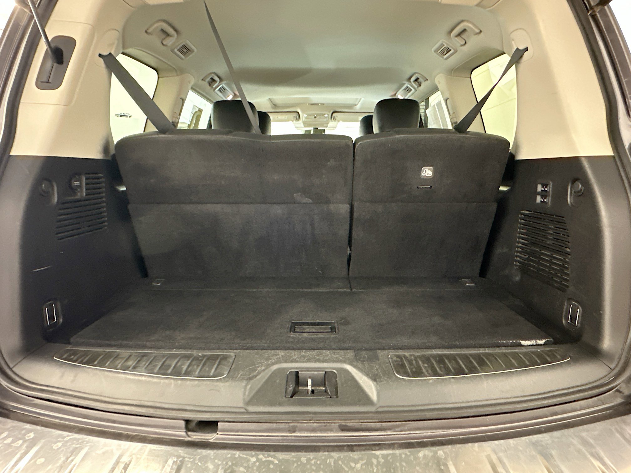 Used 2024 INFINITI QX80 Luxe image 31