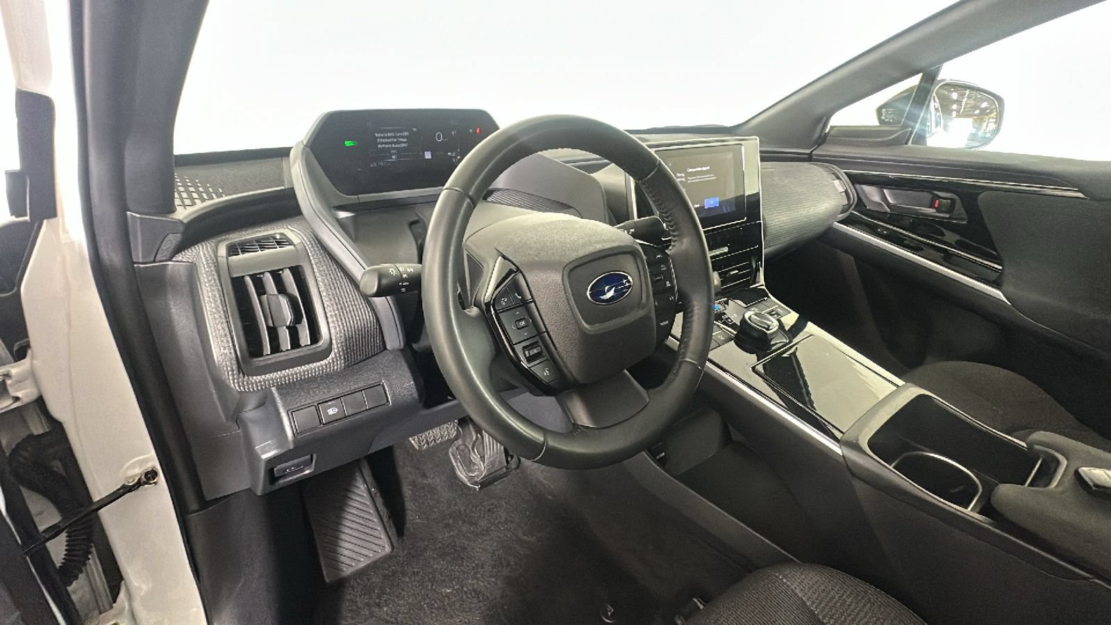 Used 2023 Subaru Solterra AWD image 16