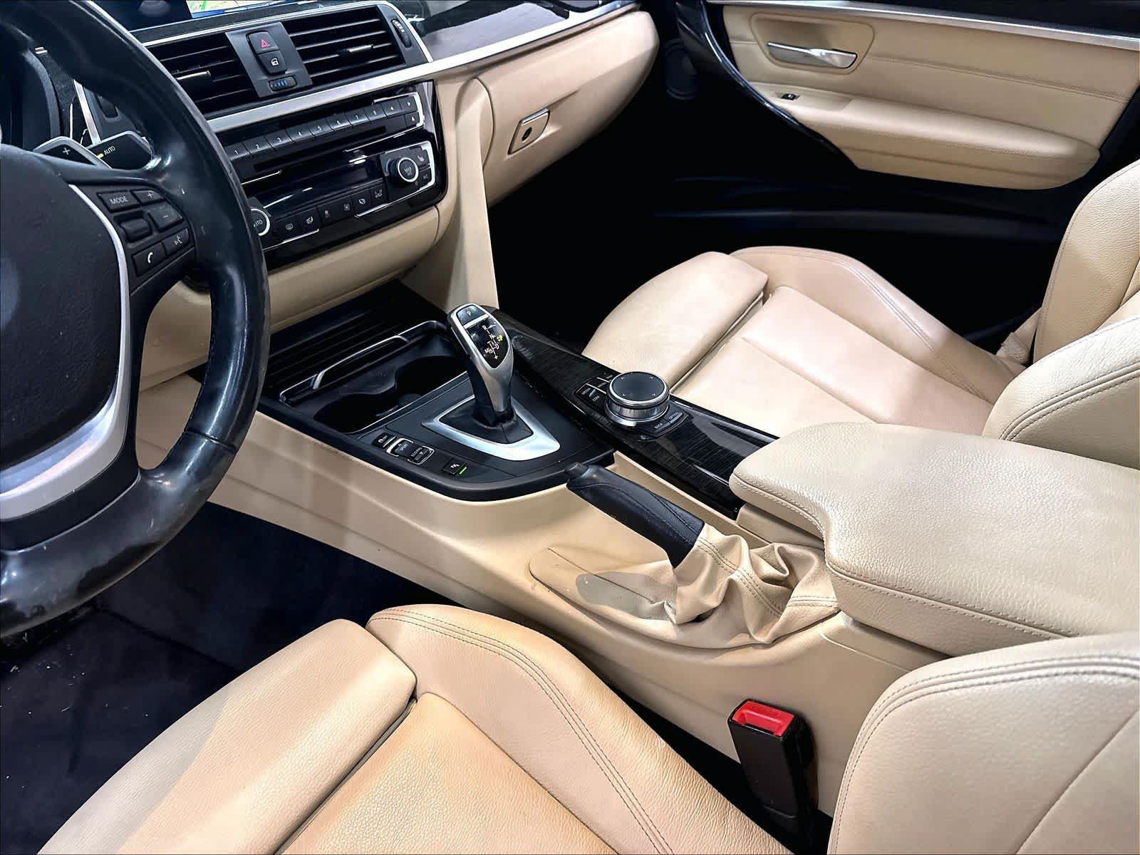 Used 2018 BMW 340i Sedan RWD image 19