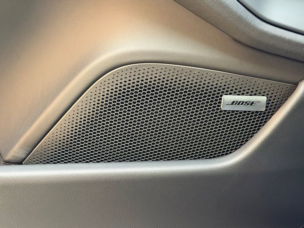 New 2026 Porsche Taycan image 18