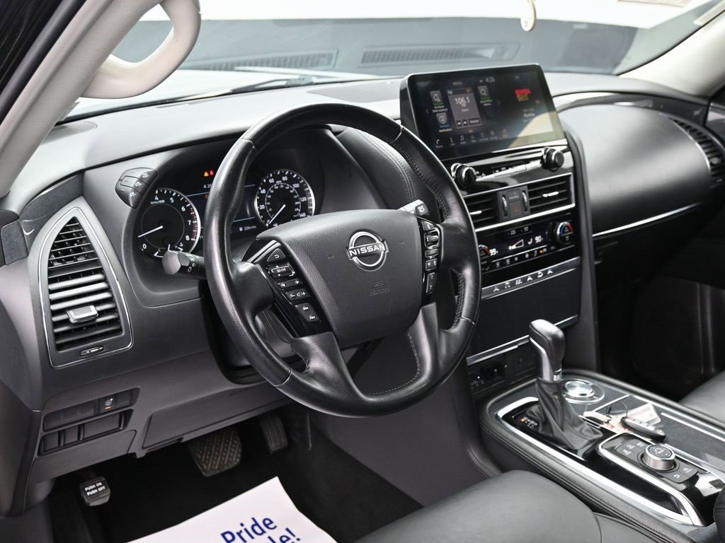 Used 2023 Nissan Armada SV image 14