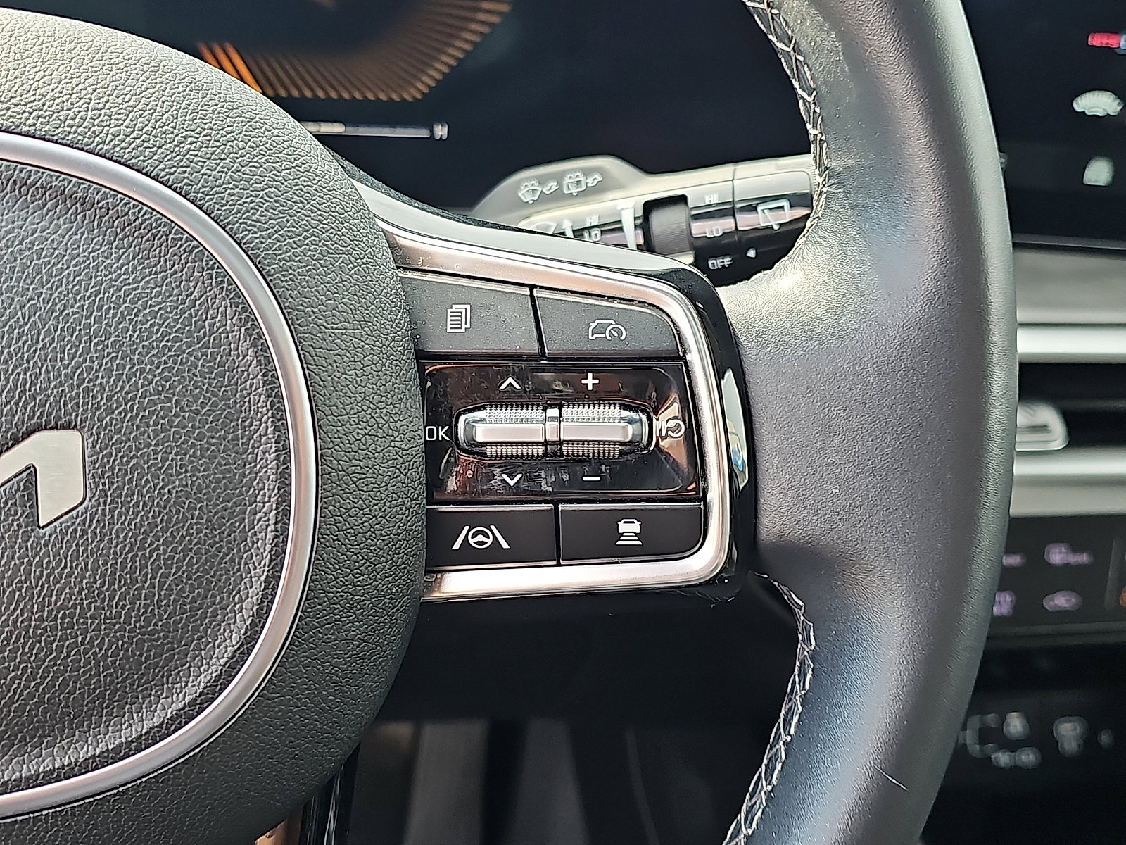 Used 2024 Kia Sorento X-Line EX image 26