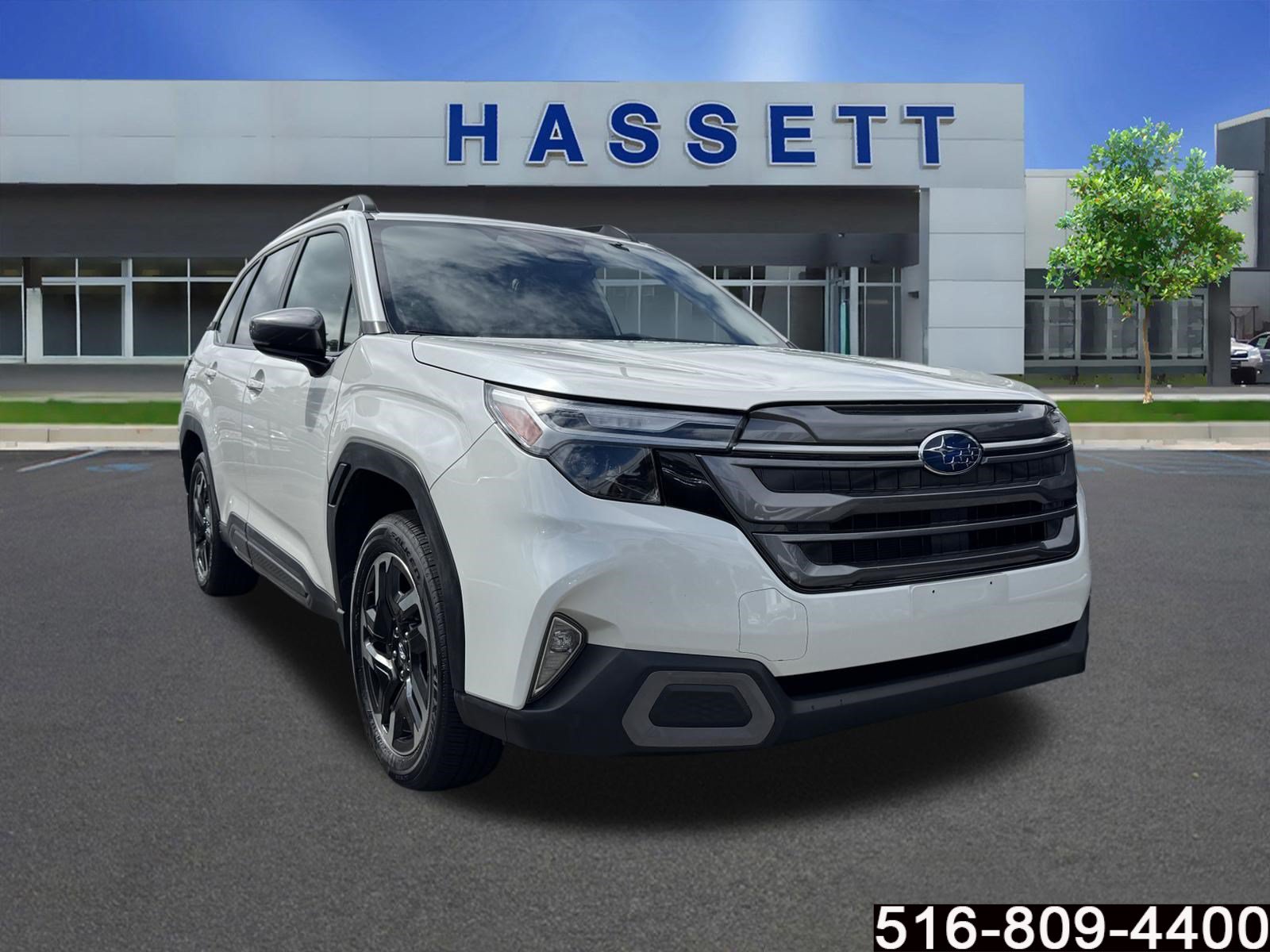 Used 2025 Subaru Forester Limited AWD/4WD image 1