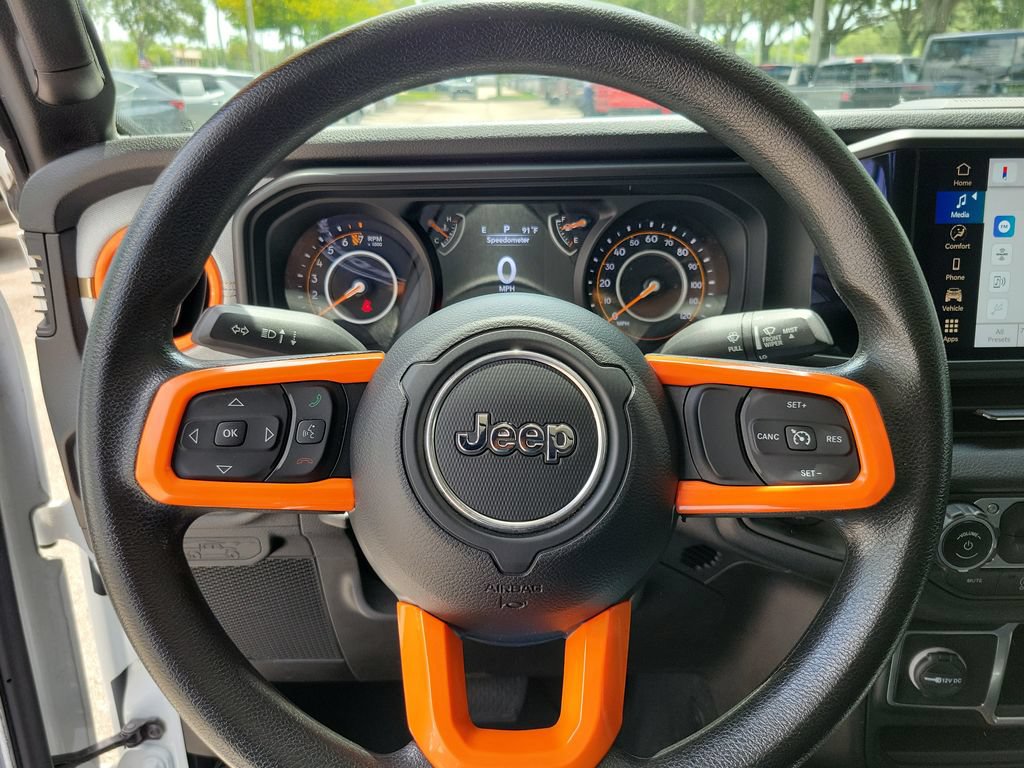 Used 2024 Jeep Gladiator Sport AWD/4WD image 15