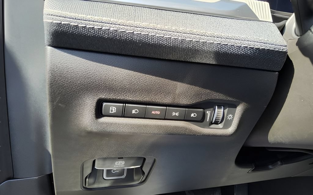 New 2026 Jeep Cherokee Laredo AWD/4WD image 20