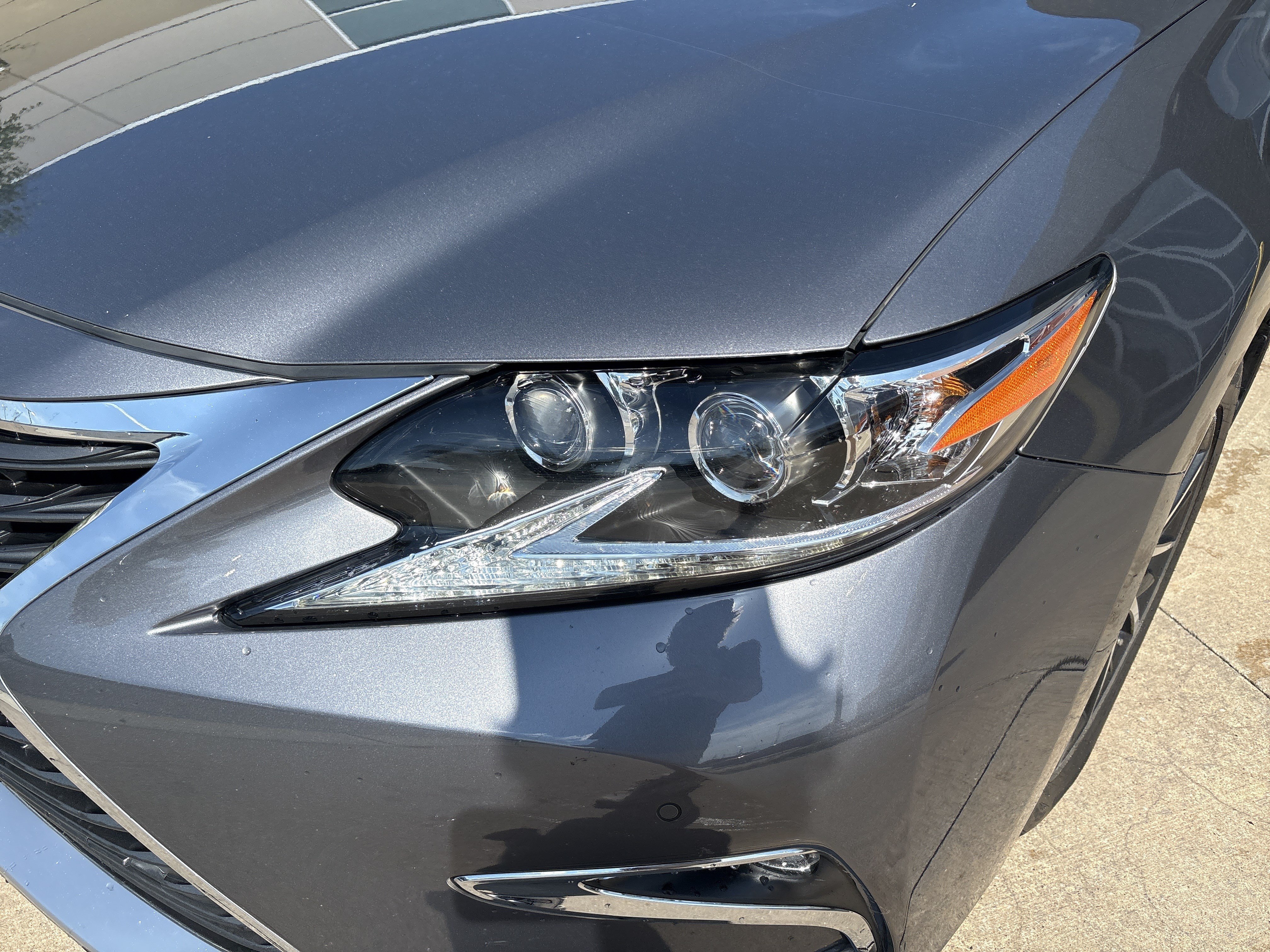 Used 2016 Lexus ES 350 w/ Luxury Package w/Wood Trim FWD image 6