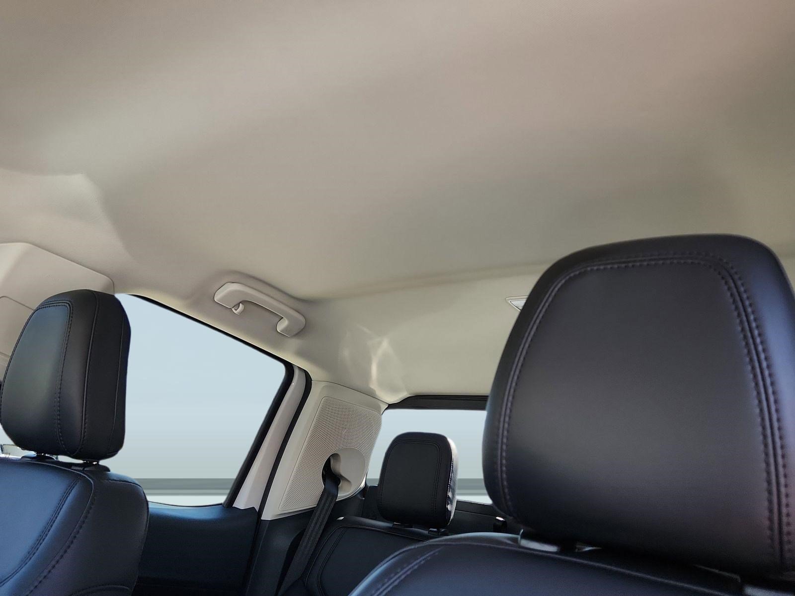 Used 2023 Ford Maverick Lariat w/ Lariat Luxury Package image 11